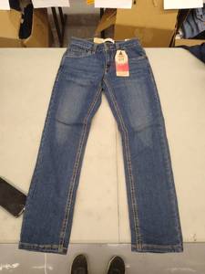 lot 30447 image: Girls Jeans
