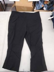 lot 30468 image: Womans Leggings