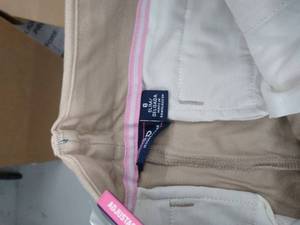 lot 30474 image: Girls Khaki Pants