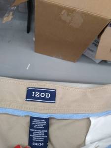 lot 30479 image: Mens Khaki Pants