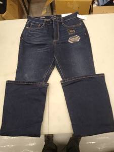 lot 30507 image: Womans Jeans