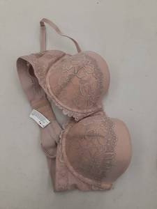 lot 29955 image: Maidenform bra