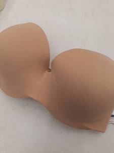 lot 29958 image: Ambrielle Multiway Strapless bra