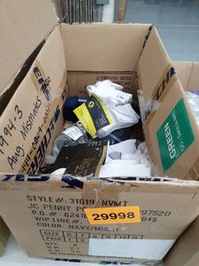 lot 29998 image: miscellaneous box of sox