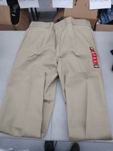 lot 30549 image: Mens Pants