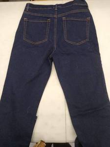 lot 30582 image: Womans Jeans