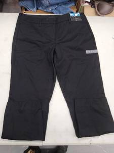 lot 30585 image: Dress Pants