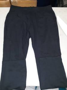lot 30635 image: Womans Leggings