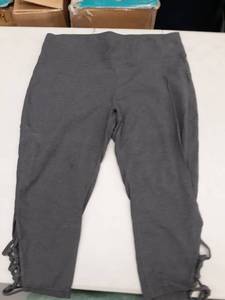lot 30641 image: Womans Leggings