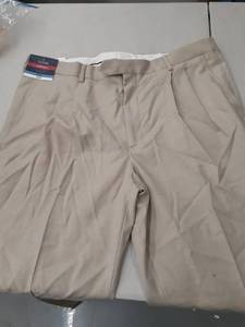 lot 30722 image: Mens pants