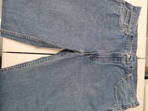 lot 30723 image: Mens pants