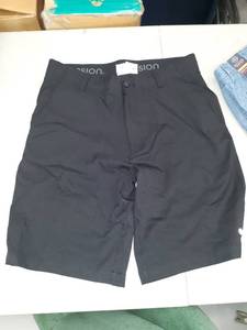 lot 30734 image: Mens Shorts