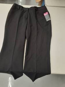 lot 30759 image: Womens dress pants