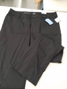 lot 30764 image: Womens pants