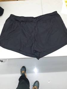 lot 30786 image: Womans Shorts