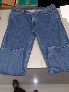 lot 30788 image: Mens Jeans