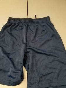 lot 30818 image: Xersion shorts