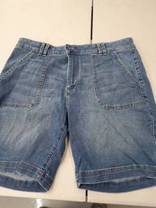 lot 30821 image: Womens shorts