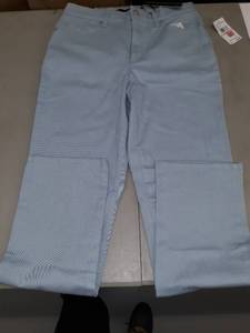 lot 30832 image: Womens Pants