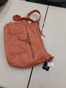 lot 33562 image: Bueno purse