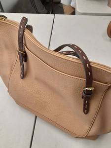 lot 33588 image: Liz Claiborne purse