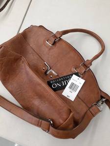lot 33594 image: Bueno purse