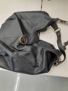 lot 33597 image: A.N.A. a new approach purse