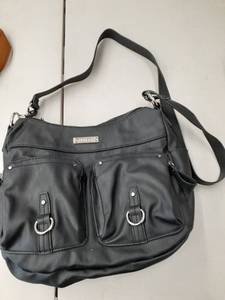 lot 33601 image: Rosetti purse