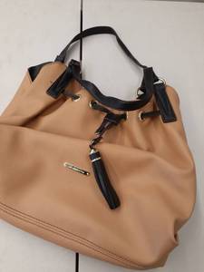 lot 33606 image: Liz Claiborne purse