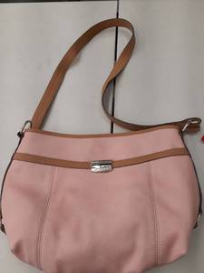 lot 33607 image: Rosetti purse