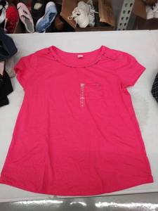lot 33629 image: womens small top