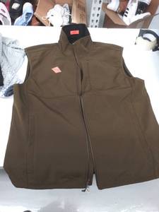 lot 33644 image: mens large vest