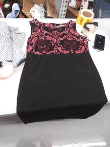 lot 33645 image: womens 14 dress