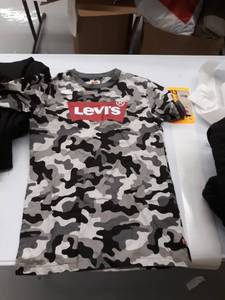 lot 33672 image: Boys large shirt
