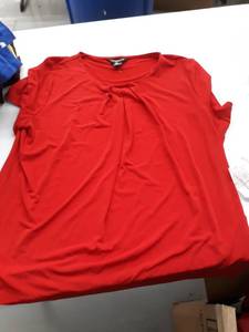 lot 33746 image: Womens blouse XL