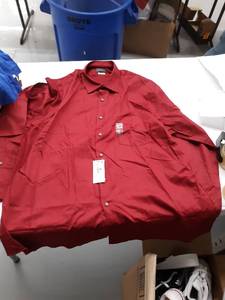 lot 33747 image: Mens 17in 3435 shirt