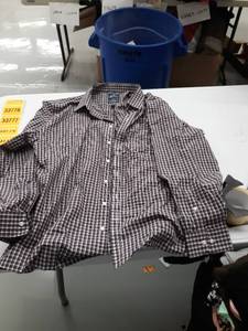 lot 33765 image: Mens shirt 18in 3637