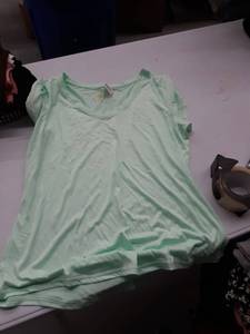 lot 33769 image: Womens shirt Stained large