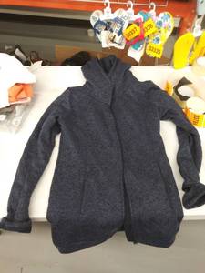 lot 33783 image: womens xl jacket-dirty