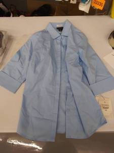 lot 33792 image: womens small top-spot on back