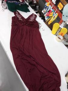 lot 33821 image: womens size 10 dress