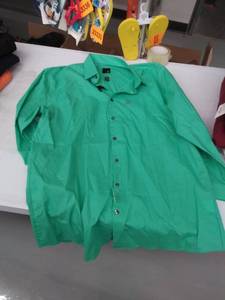 lot 33871 image: mens XL long sleeve
