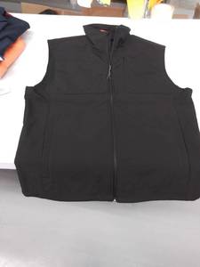 lot 33872 image: mens medium vest