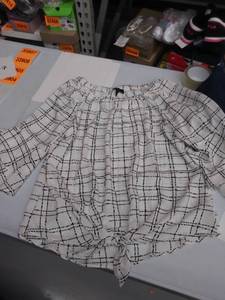 lot 33888 image: womens medium top