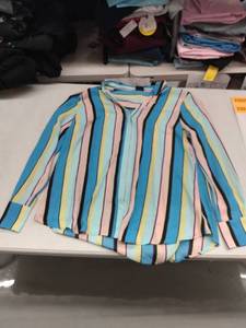 lot 33919 image: Worthington Shirt, Size XLT