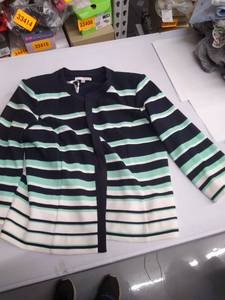 lot 33924 image: Womens jacket size 16P