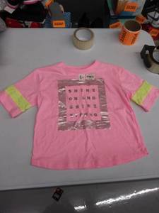 lot 33941 image: girls medium 1012 shirt-dirty