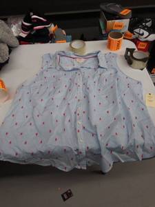 lot 33942 image: womens 3x tank