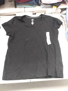 lot 33953 image: St. Johns Bay T-Shirt, Size 1X