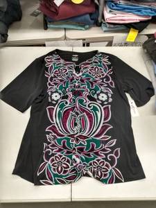 lot 33960 image: East5th T-Shirt, Size L
